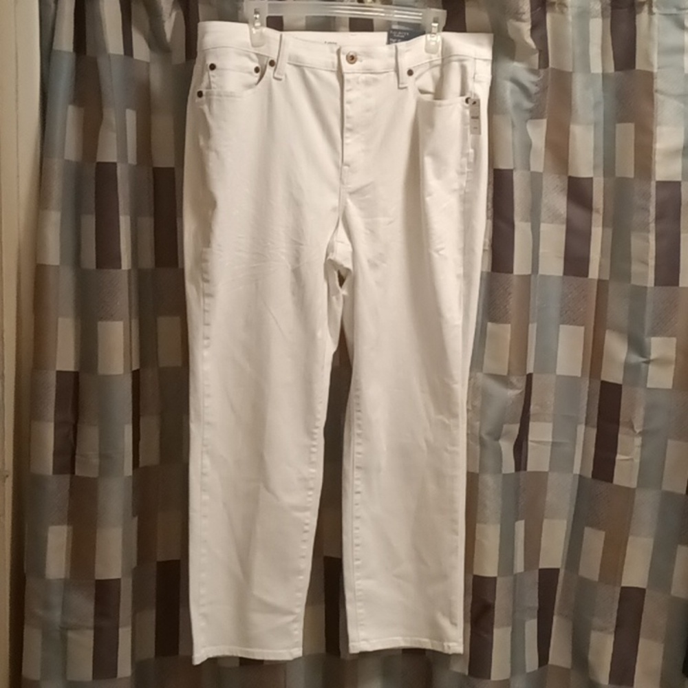 FINAL PRICE NWT TALBOTS flawless white straight leg high waist ankle jeans 14W